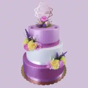 Torta Scenografica Compleanno memorabile Viola e Lilla a Tre Piani con Fiori e Topper Elegante